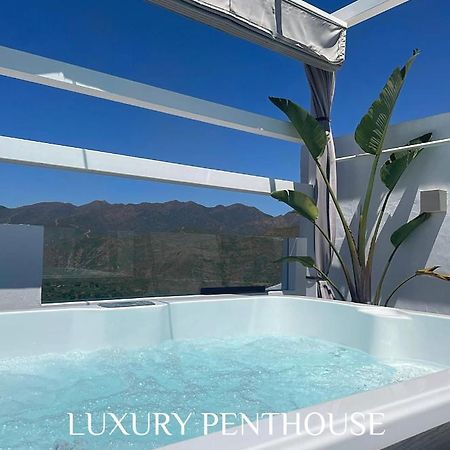 오옌 Penthouse Mit Privatem Jacuzzi In Marbella - La Mairena 아파트 외부 사진