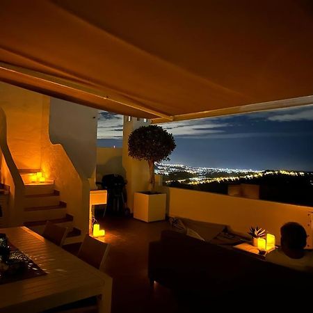 오옌 Penthouse Mit Privatem Jacuzzi In Marbella - La Mairena 아파트 외부 사진