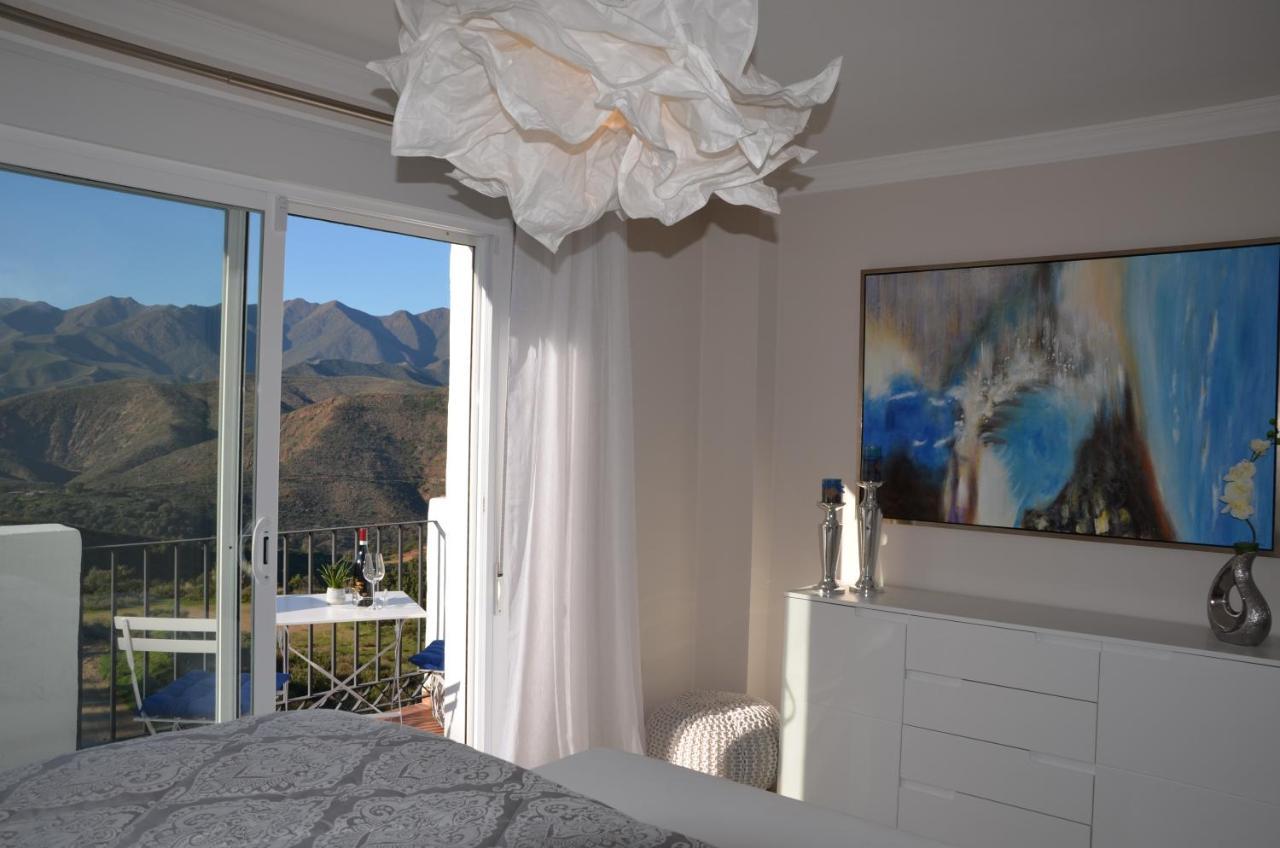 오옌 Penthouse Mit Privatem Jacuzzi In Marbella - La Mairena 아파트 외부 사진