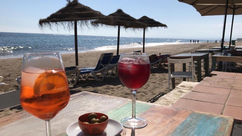 오옌 Penthouse Mit Privatem Jacuzzi In Marbella - La Mairena 아파트 외부 사진